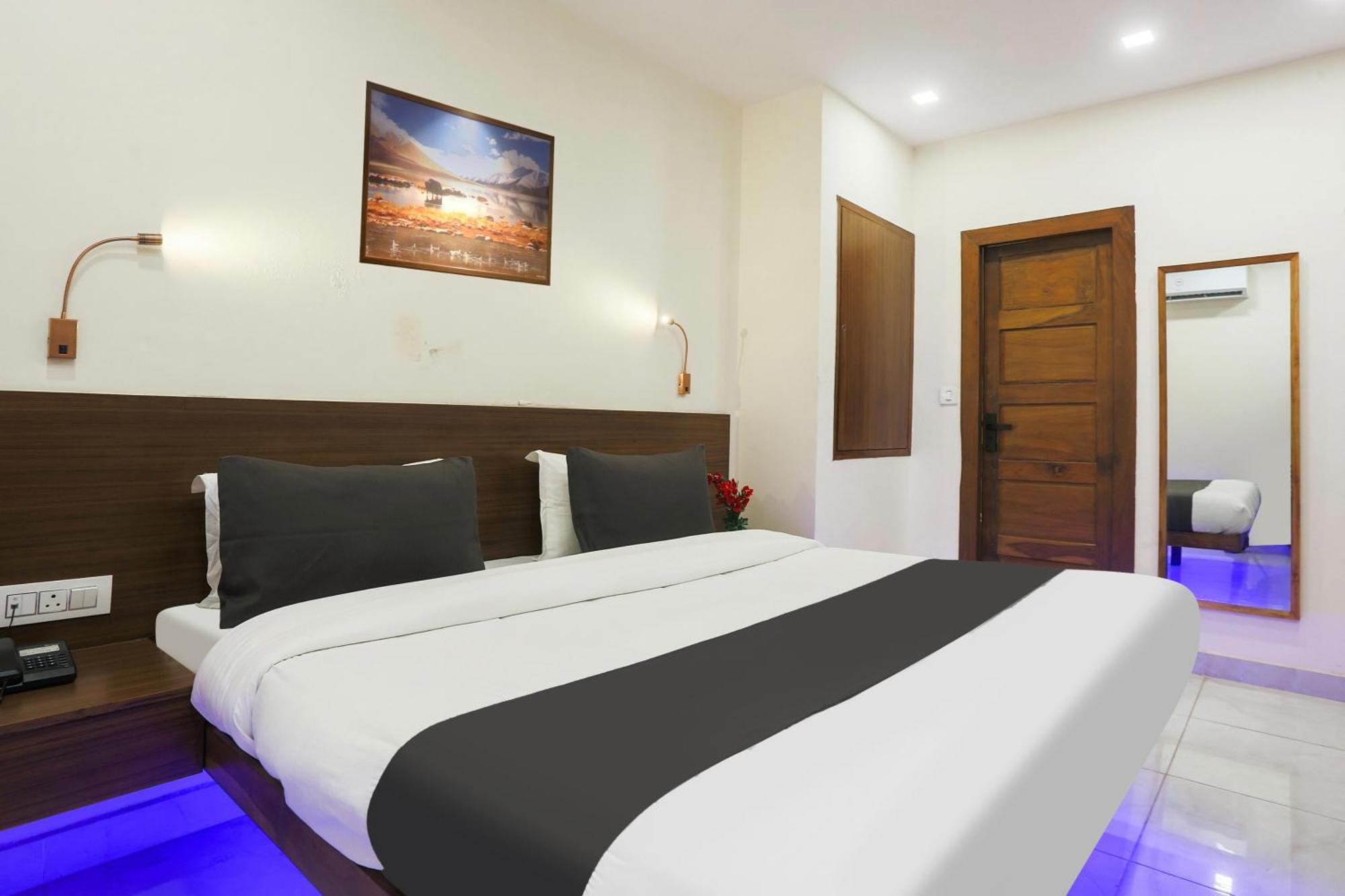 Super Townhouse Vikaspuri 호텔 델리 외부 사진