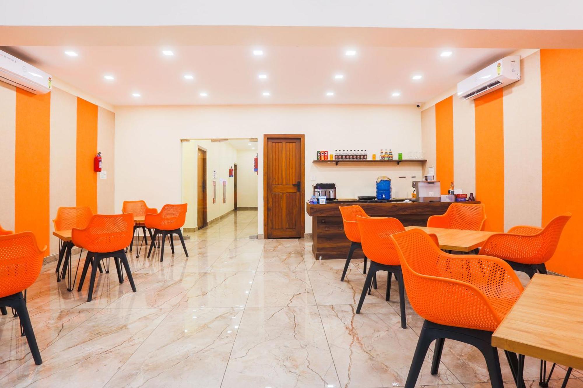 Super Townhouse Vikaspuri 호텔 델리 외부 사진