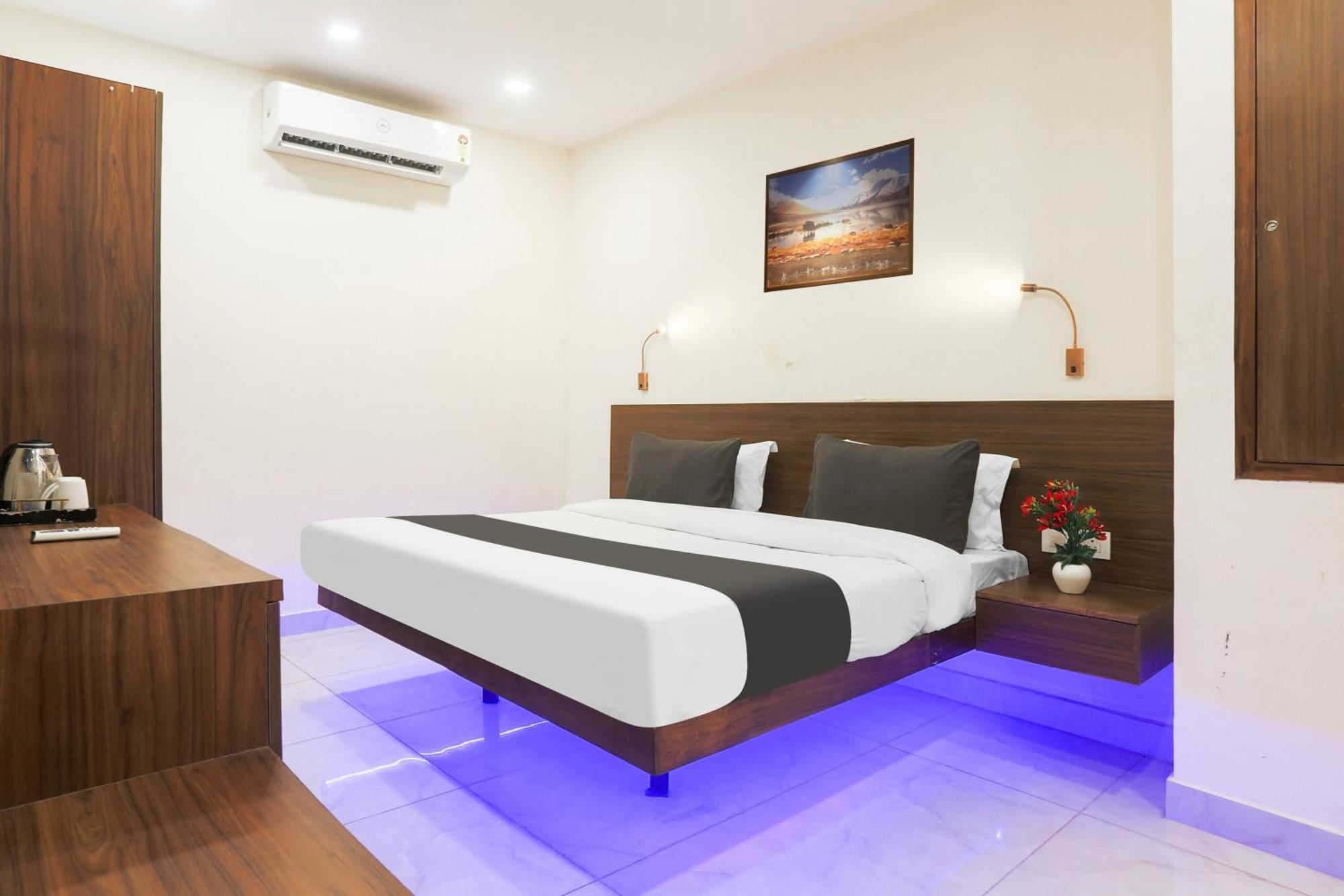 Super Townhouse Vikaspuri 호텔 델리 외부 사진