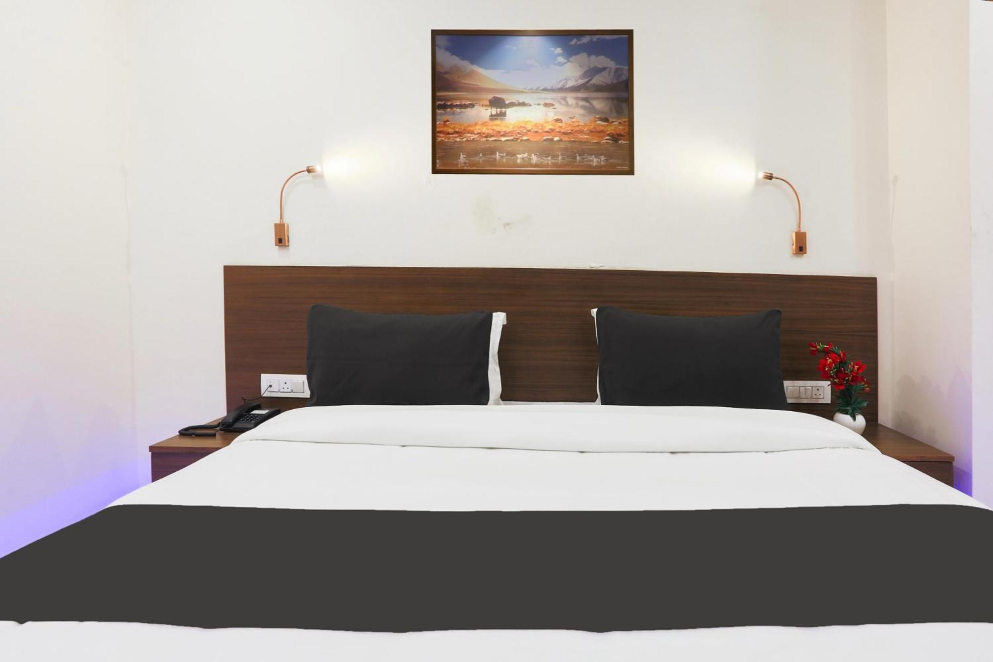 Super Townhouse Vikaspuri 호텔 델리 외부 사진