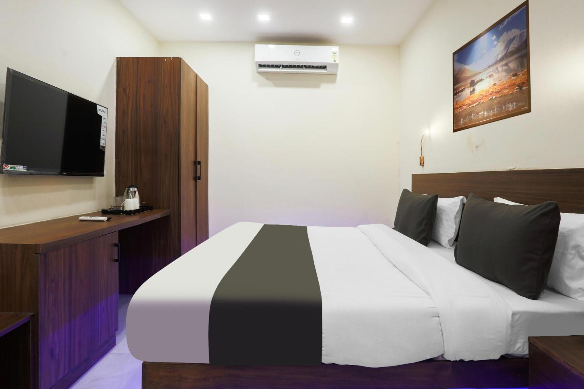 Super Townhouse Vikaspuri 호텔 델리 외부 사진