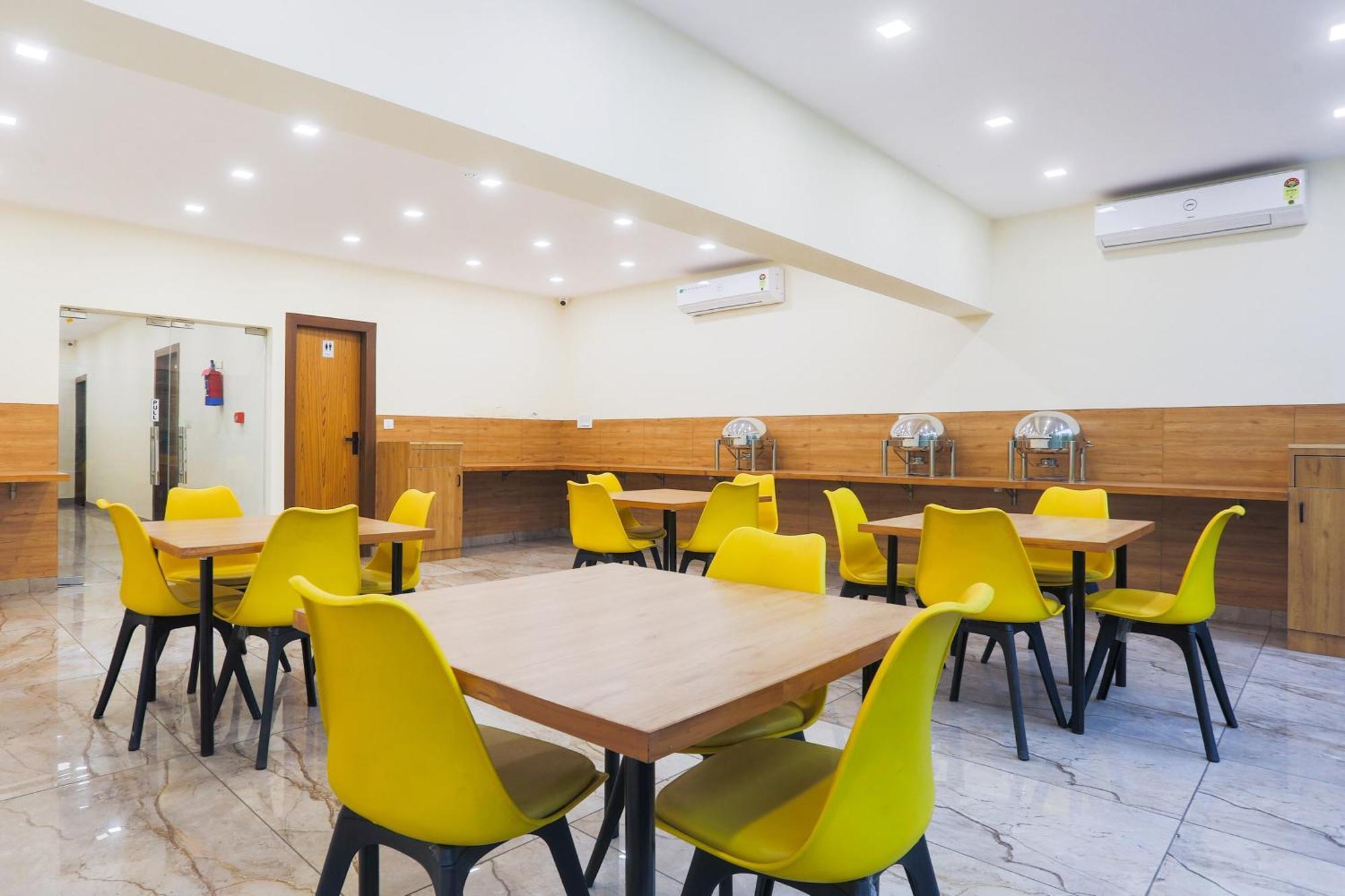 Super Townhouse Vikaspuri 호텔 델리 외부 사진