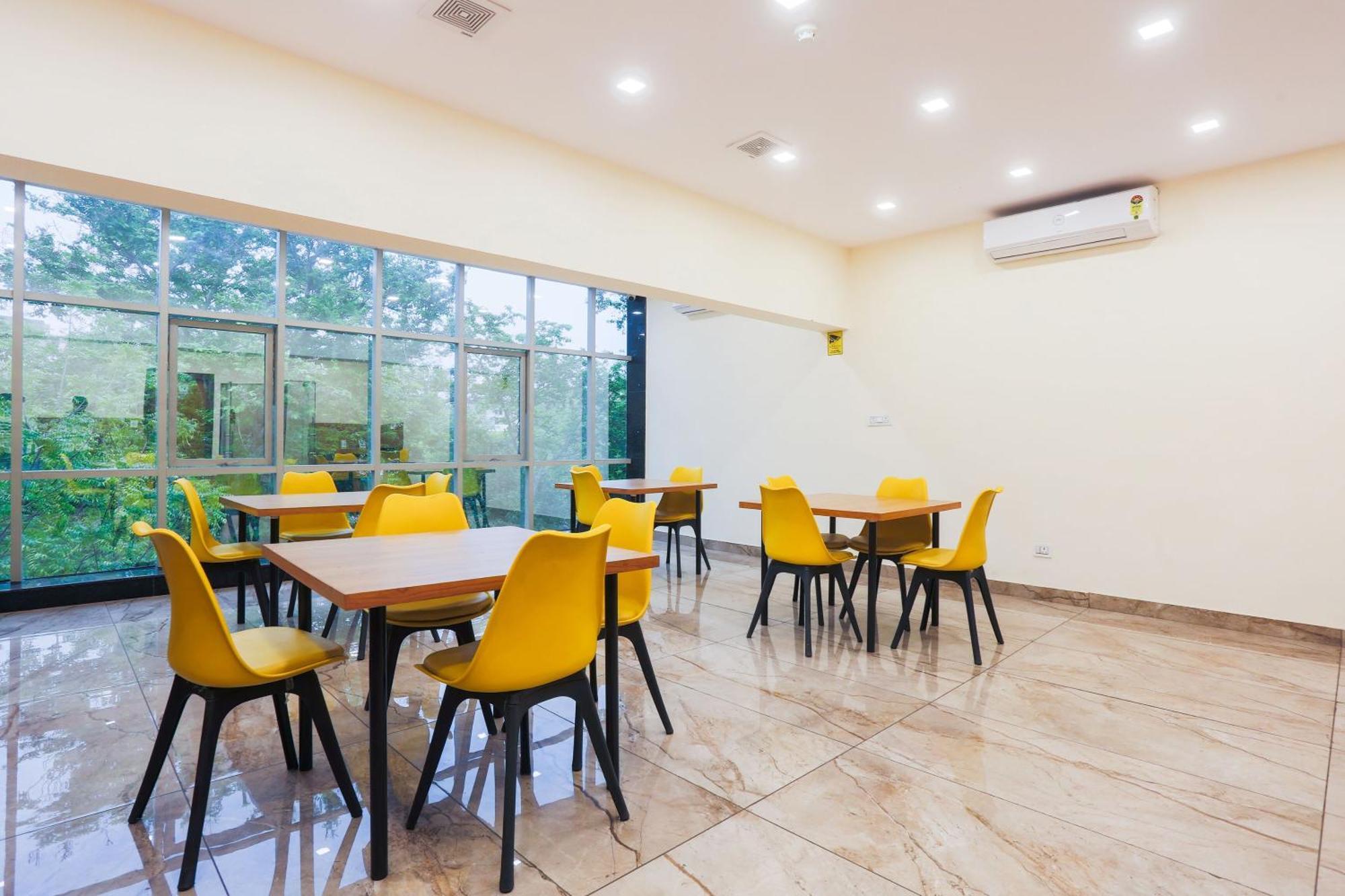 Super Townhouse Vikaspuri 호텔 델리 외부 사진
